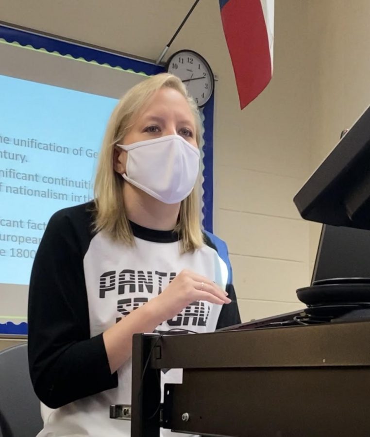 Brooke Downey gives her students instructions for their essay in AP European History. I love her class. It is cool to have her as a teacher after hearing a lot of my friends talk about her. senior Nicolas Hobbs said. 