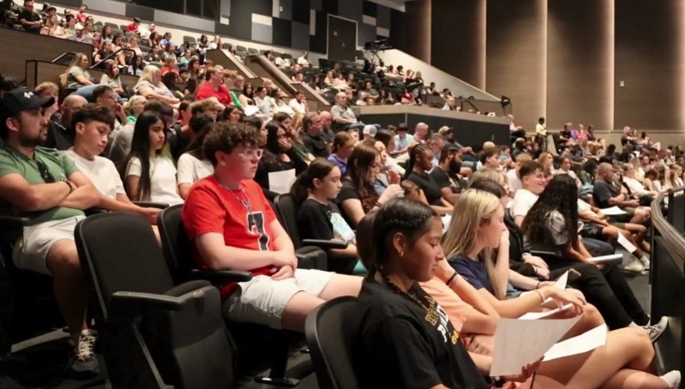 Freshman Orientation Brings New Life to New Year