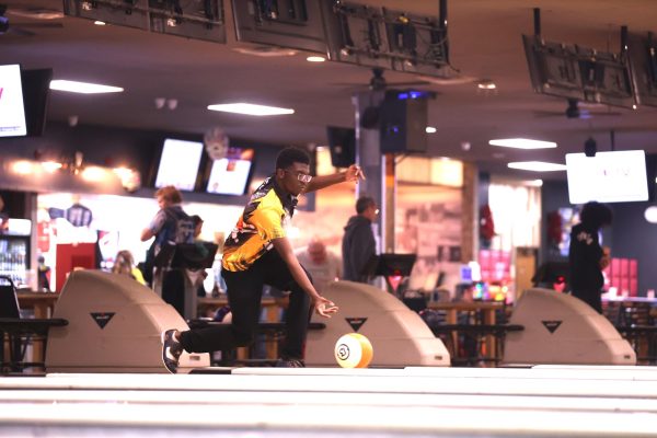 Let’s Rock & Bowl